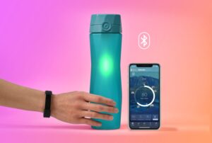 Water Bottle That Lights Up When You Need to Drink