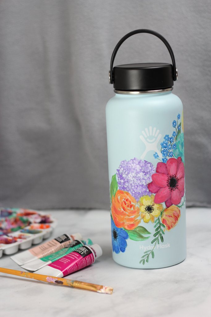 How to Paint a Reusable Water Bottle